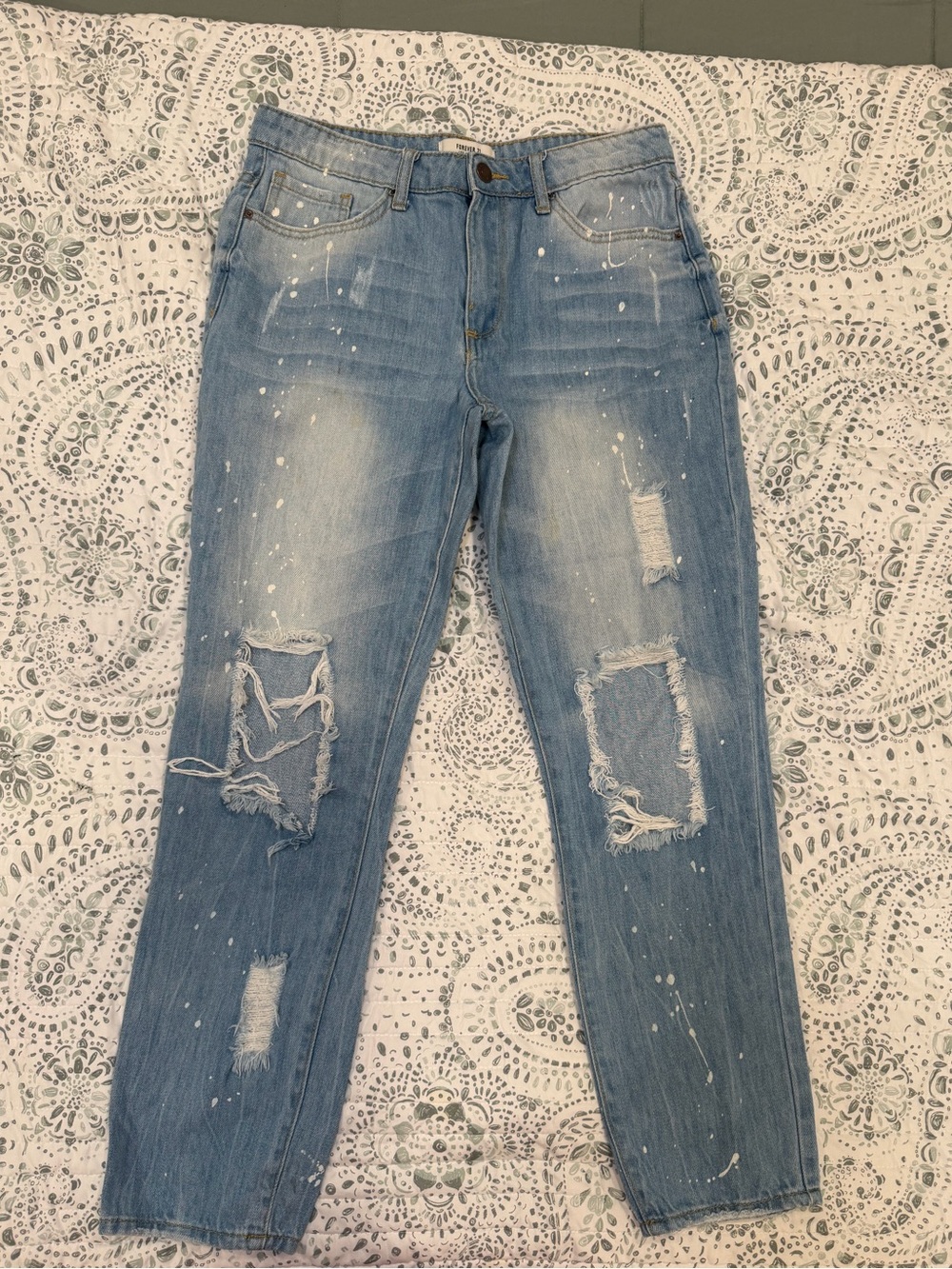 Forever 21 Distressed Ankle Jeans